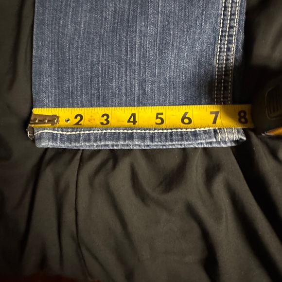 Buckle BKE Culture 24’ crop with 3’’ cuff dark wash jeans size 30 - Picture 10 of 10